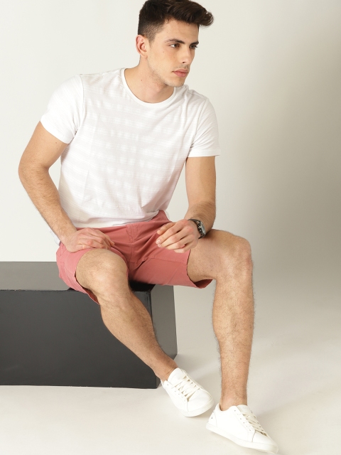 

United Colors of Benetton Men Dusty Pink Solid Slim Fit Chino Shorts