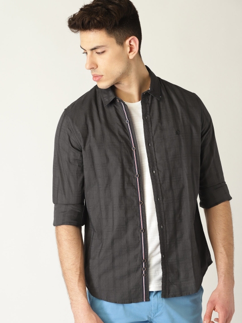 

United Colors of Benetton Men Charcoal Grey Regular Fit Checked Casual Shirt