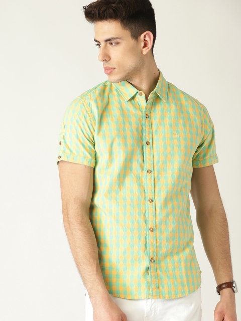 

United Colors of Benetton Men Yellow & Green Regular Fit Checked Casual Shirt