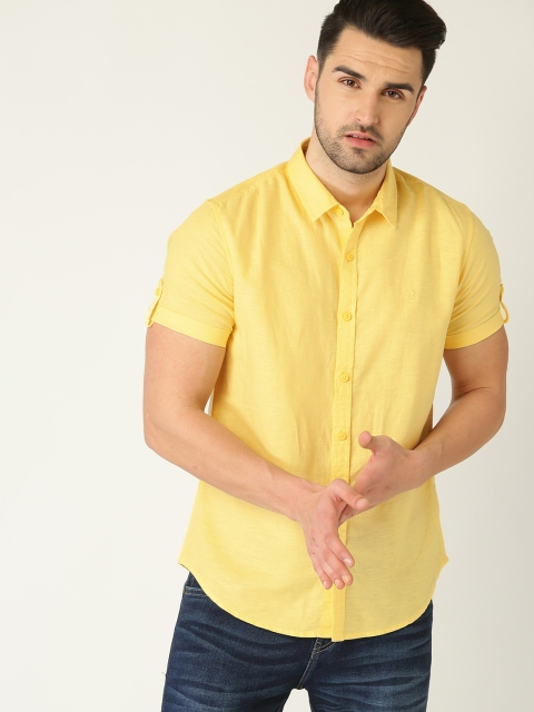

United Colors of Benetton Men Yellow Slim Fit Solid Casual Shirt