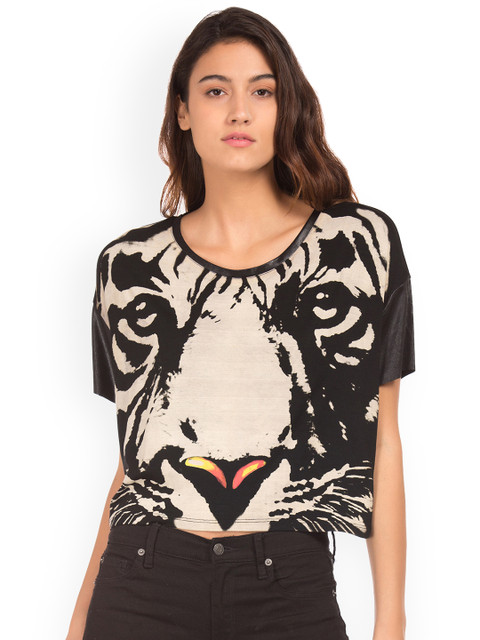 

Ed Hardy Women Black Printed Extended Sleeves Boxy Top