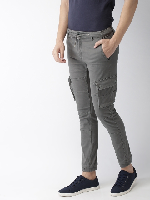 

Celio Men Grey Regular Fit Solid Cargos