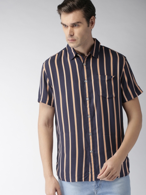 

Celio Men Navy Blue & Orange Regular Fit Striped Casual Shirt