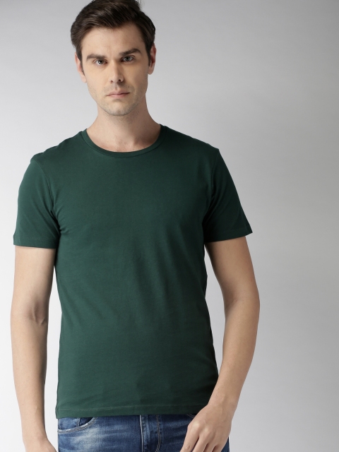 

Celio Men Green Solid Round Neck T-shirt