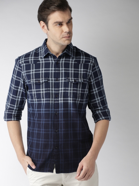 

Celio Men Navy Blue & White Regular Fit Checked Casual Shirt
