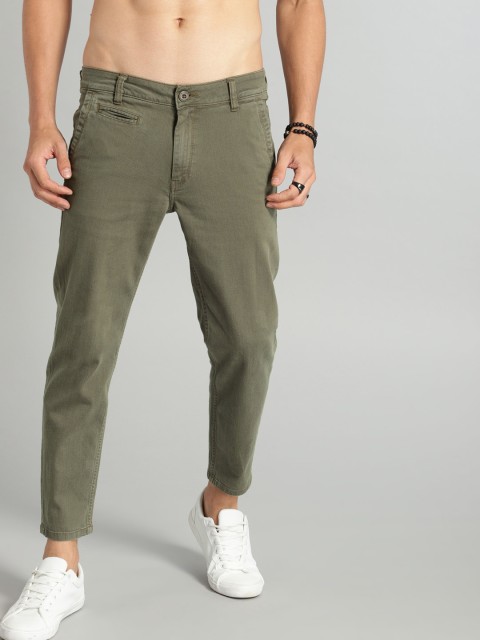 

Roadster Men Olive Green Regular Fit Solid Regular Cropped Trousers