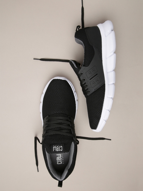 

Crew STREET Men Black Running Shoes