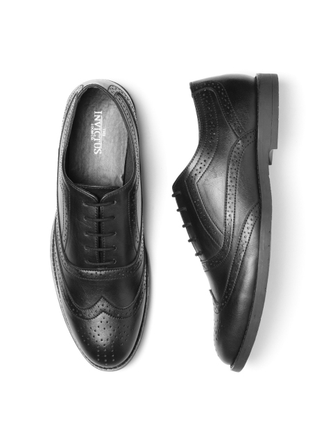 

INVICTUS Men Black Textured Formal Brogues