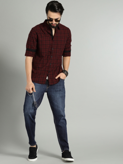 

Roadster Men Kooltex Blue Regular Fit Mid-Rise Clean Look Stretchable Jeans