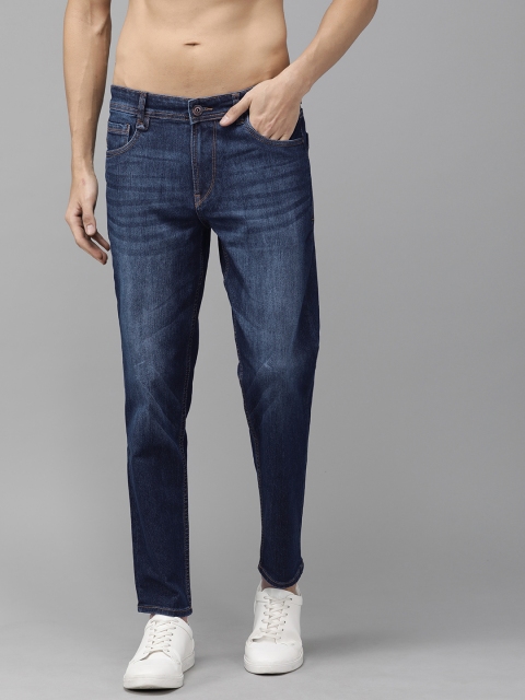 

Roadster Men Blue Carrot Fit Mid-Rise Clean Look Stretchable Jeans