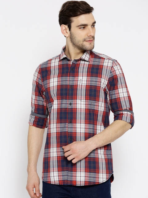 

Blackberrys Men Red & Navy Blue Slim Fit Checked Casual Shirt