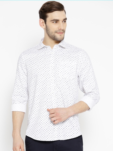 

Blackberrys Men White & Navy Blue Slim Fit Printed Casual Shirt