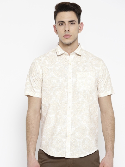 

Blackberrys Men Off-White & Beige Slim Fit Printed Casual Shirt