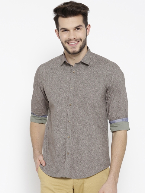 

Blackberrys Men Grey & Burgundy Slim Fit Printed Casual Shirt