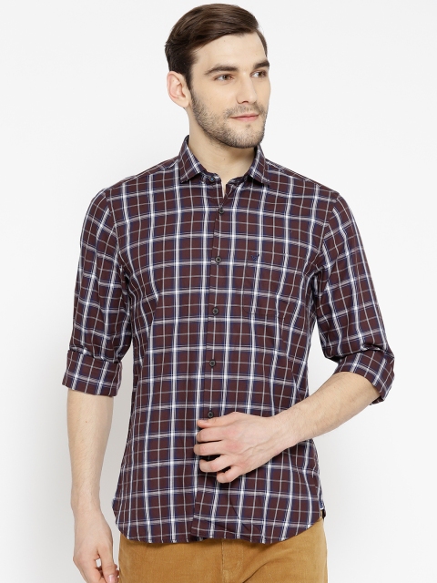 

Blackberrys Men Brown & Navy Blue Slim Fit Checked Casual Shirt