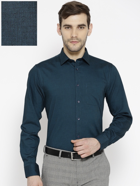 

Blackberrys Men Teal Blue Slim Fit Solid Formal Shirt
