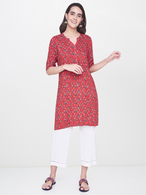 

Global Desi Women Red Printed Straight Kurta