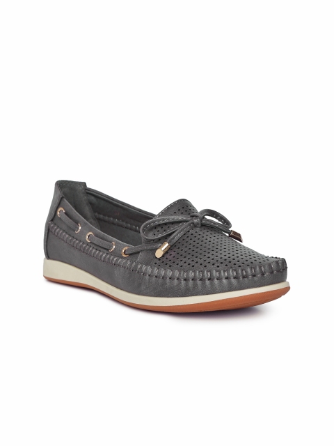 

CERIZ Women Grey Boat Shoes