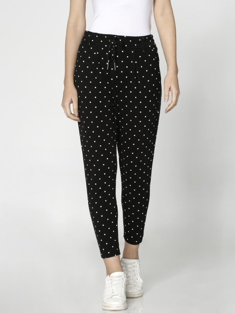 

ONLY Women Black & White Slim Fit Printed Cropped Regular Trousers