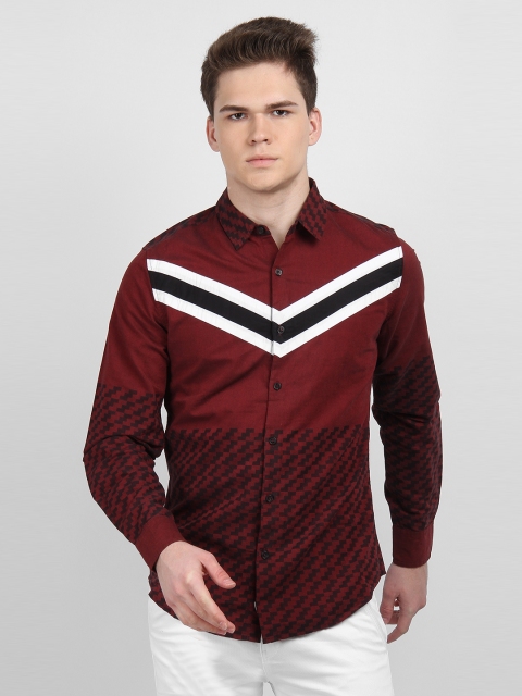 

LA LOFT Men Maroon Regular Fit Printed Casual Shirt