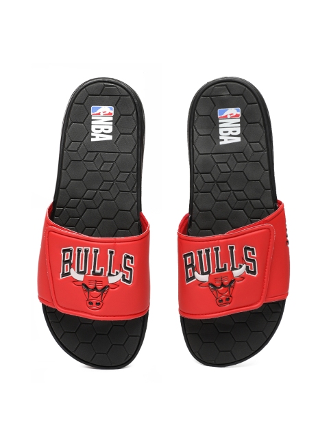 

NBA Men Red & Black Chicago Bulls Printed Sliders