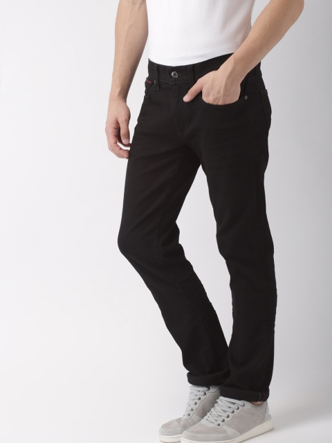 

Tommy Hilfiger Men Black Straight Fit Mid-Rise Clean Look Stretchable Jeans