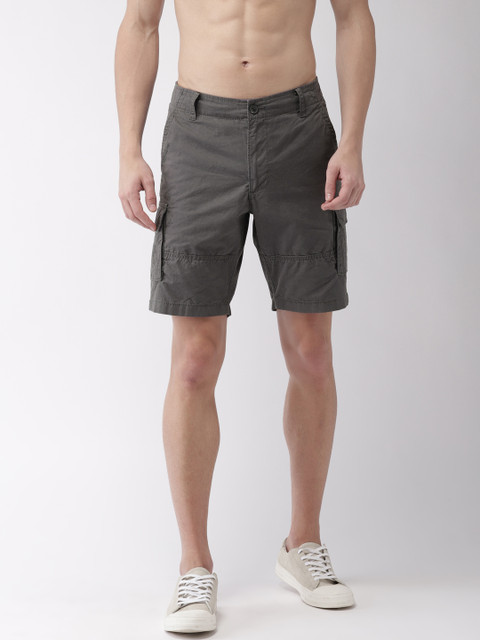 

Flying Machine Men Grey Solid Slim Fit Cargo Shorts