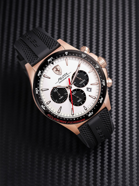 

SCUDERIA FERRARI Men White Analogue Watch 830597