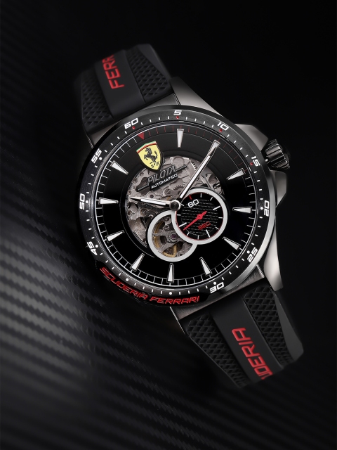 

SCUDERIA FERRARI Men Black Analogue Watch 830600