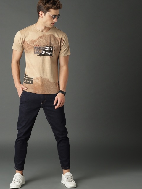 

Roadster Men Khaki Printed Round Neck T-shirt