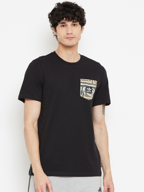 

ADIDAS Originals Men Black Dakari Pocket Solid Skateboarding T-shirt