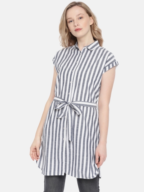 

Fame Forever by Lifestyle White & Grey Striped Tunic