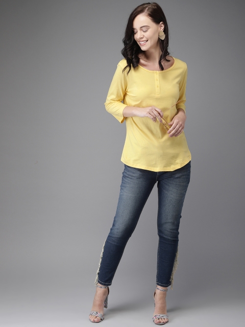 

HERE&NOW Women Yellow Solid Round Neck T-shirt