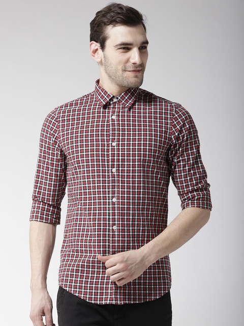 

GAS Men Red & White Regular Fit Checked Casual Shirt