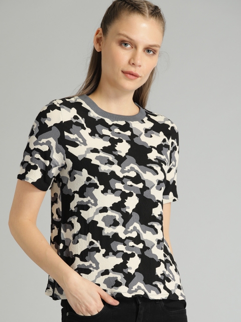 

Roadster Women Black & Grey Camouflage Printed Round Neck T-shirt