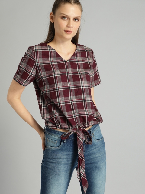 

Roadster Women Maroon & White Checked Pure Cotton Top