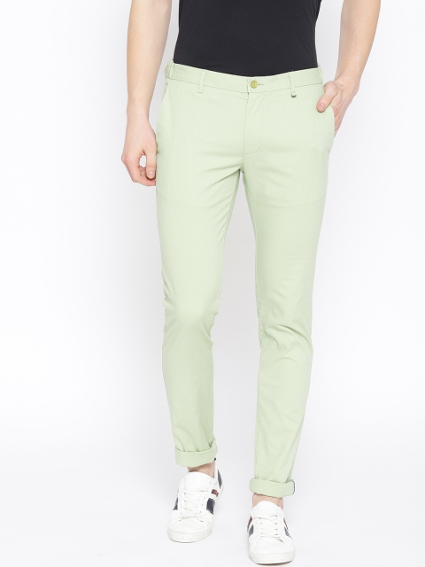 

Blackberrys Men Green Sharp Regular Fit Self Design Chinos