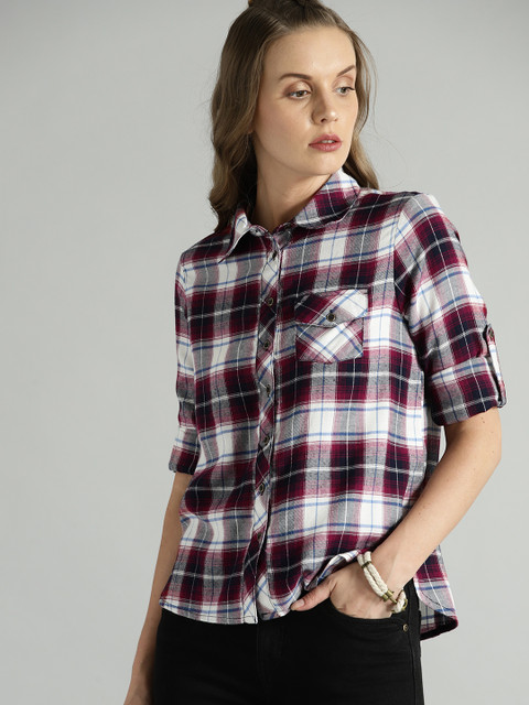 

Roadster Women Maroon & White Regular Fit Checked Casual Shirt