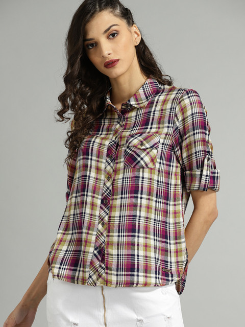 

Roadster Women Beige & Pink Regular Fit Checked Casual Shirt