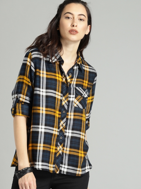 

Roadster Women Navy Blue & White Regular Fit Checked Casual Shirt
