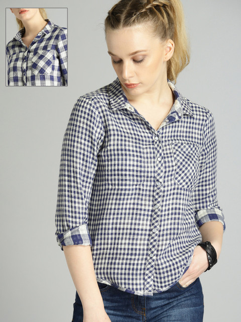 

Roadster Women White & Blue Slim Fit Checked Reversible Casual Shirt