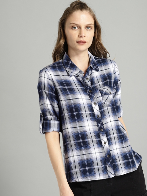 

Roadster Women Navy Blue & White Regular Fit Checked Casual Shirt