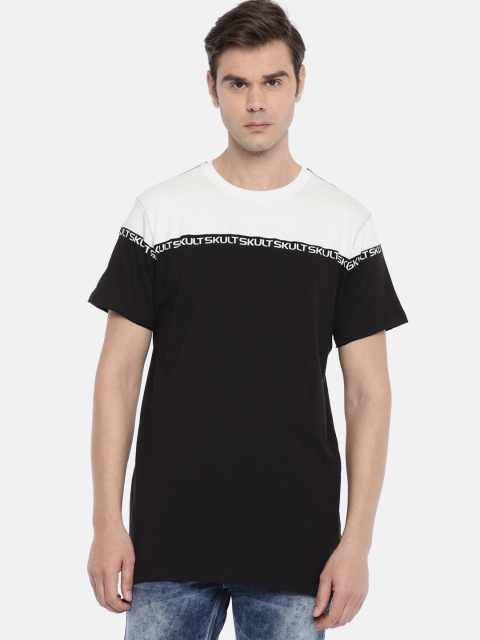 

SKULT by Shahid Kapoor Men Black & White Solid T-shirt