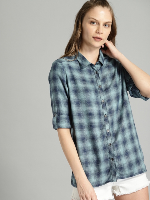 

Roadster Women Blue Regular Fit Checked Casual Shirt