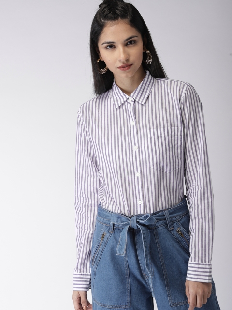 

FOREVER 21 Women White & Purple Regular Fit Striped Casual Shirt