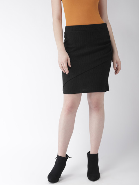 

FOREVER 21 Woman Black Self-Striped Pencil Skirt