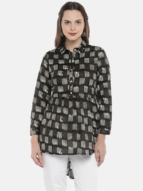 

Globus Black Solid Tunic