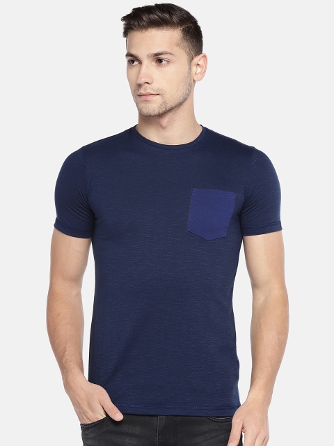 

Globus Men Navy Blue Solid Round Neck T-shirt