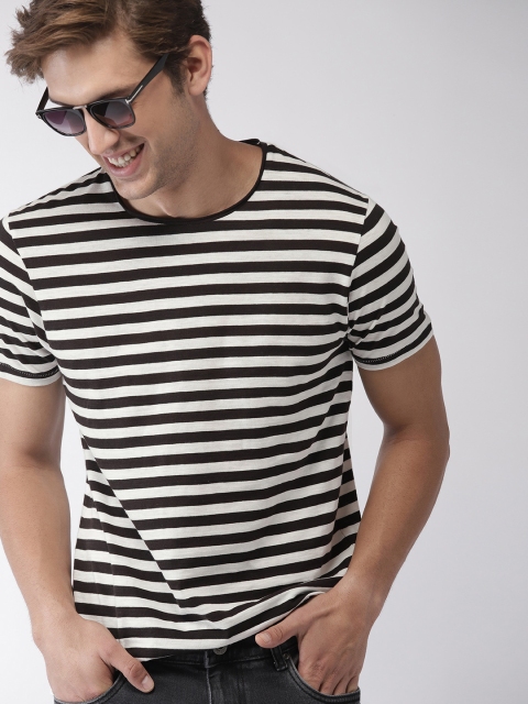 

Mast Harbour Men White Striped Round Neck Pure Cotton T-shirt