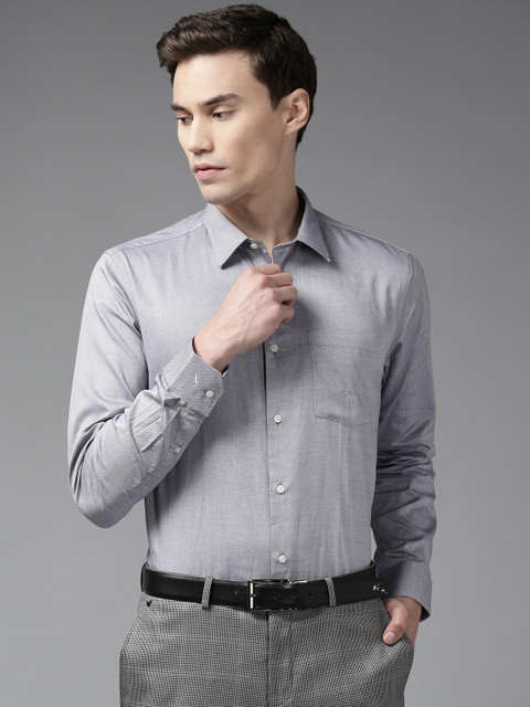 

Blackberrys Men Navy Blue & White Slim Fit Self Design Formal Shirt